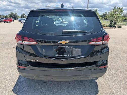 Mosaic Black Metallic 2024 Chevrolet Equinox LS