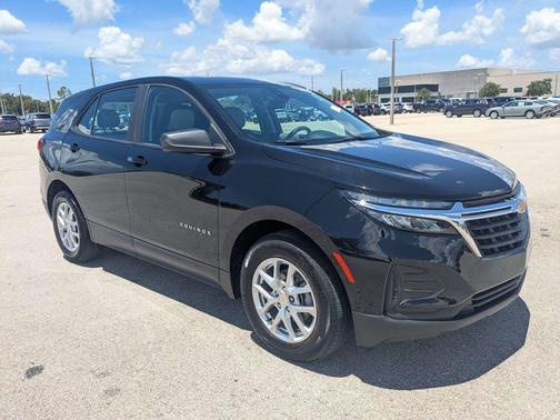 Mosaic Black Metallic 2024 Chevrolet Equinox LS