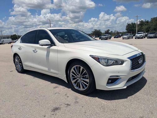 Majestic White 2023 INFINITI Q50 3.0t LUXE