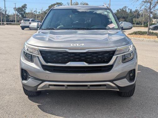 2022 Kia Seltos EX