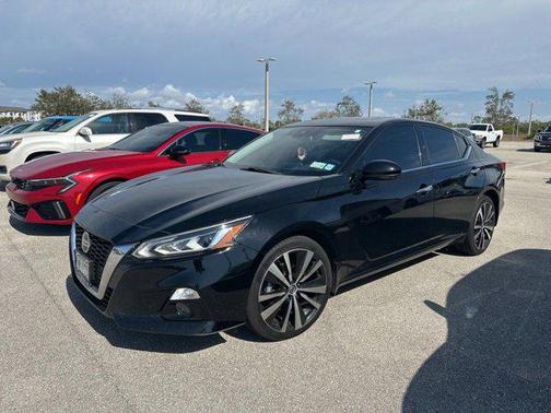 2022 Nissan Altima Platinum Intelligent AWD