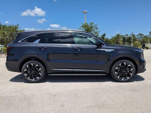 2025 Kia Sorento EX