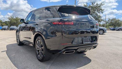 2024 Land Rover Range Rover Sport SE