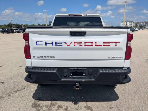 Summit White 2024 Chevrolet Silverado 1500 Custom Trail Boss