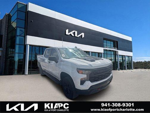 Summit White 2024 Chevrolet Silverado 1500 Custom Trail Boss