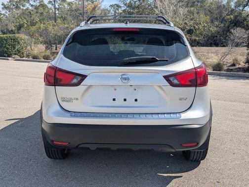2018 Nissan Rogue Sport SV