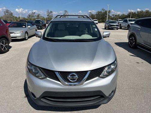 2018 Nissan Rogue Sport SV