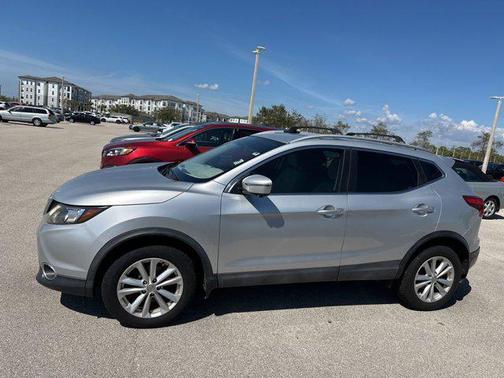 2018 Nissan Rogue Sport SV