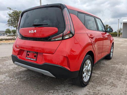 2023 Kia Soul LX