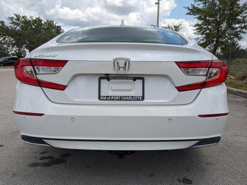 2022 Honda Accord EX-L 1.5T
