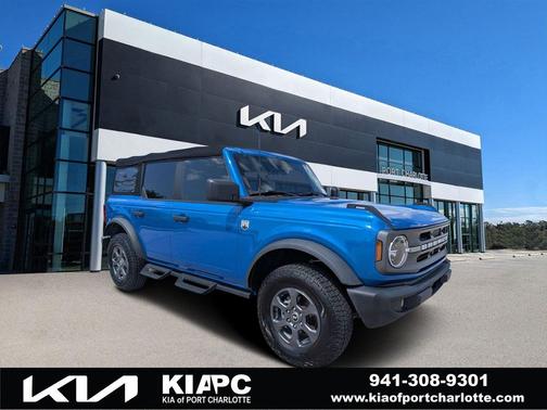 Velocity Blue Metallic 2023 Ford Bronco Big Bend