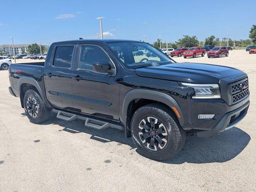 Super Black 2024 Nissan Frontier PRO-4X