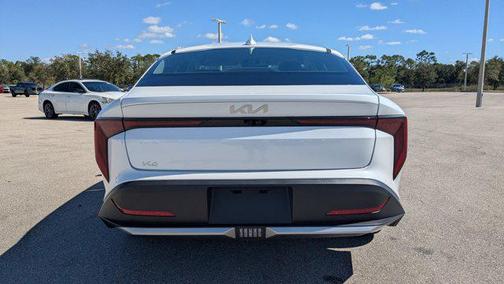 2025 Kia K4 LX