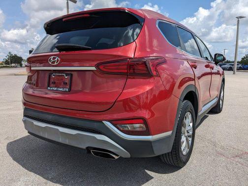 2019 Hyundai SANTA FE SE 2.4