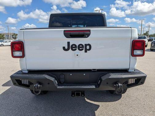 2022 Jeep Gladiator Altitude 4x4