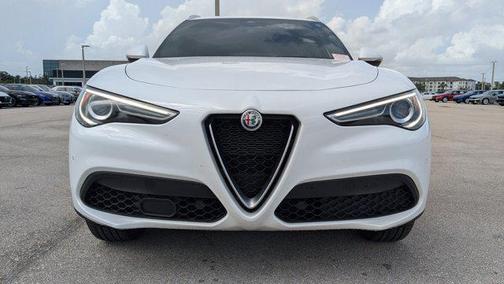 2021 Alfa Romeo Stelvio Base