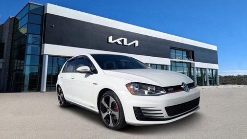 2017 Volkswagen Golf GTI 2.0T S 4-Door