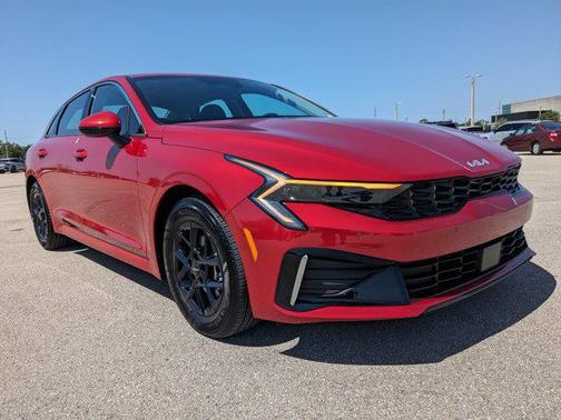 2025 Kia K5 LXS