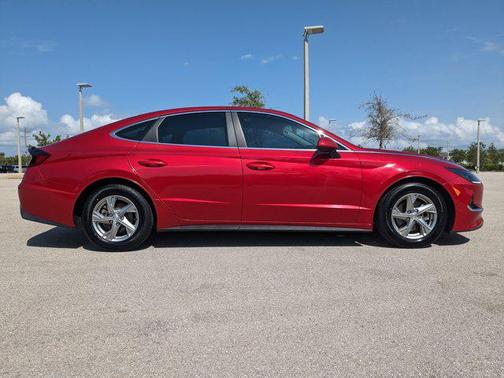 2020 Hyundai SONATA SE