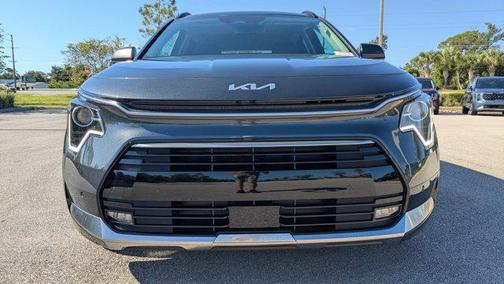 2025 Kia Niro SX