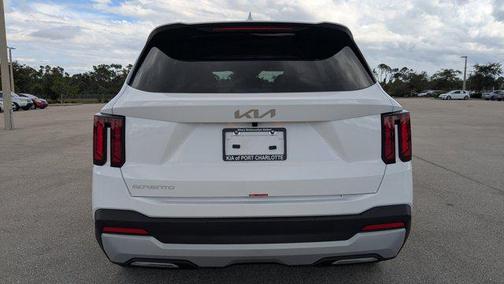 2026 Kia Sorento LX
