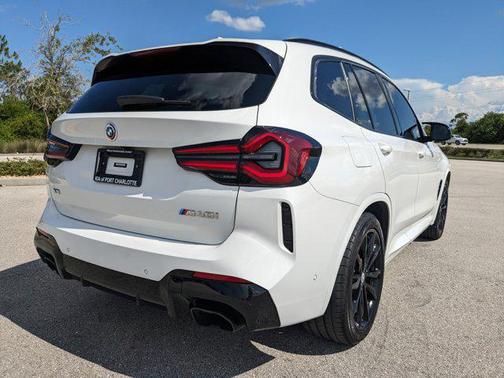 2023 BMW X3 M40i