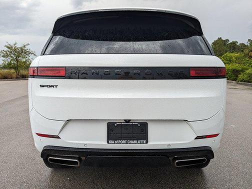 2024 Land Rover Range Rover Sport SE