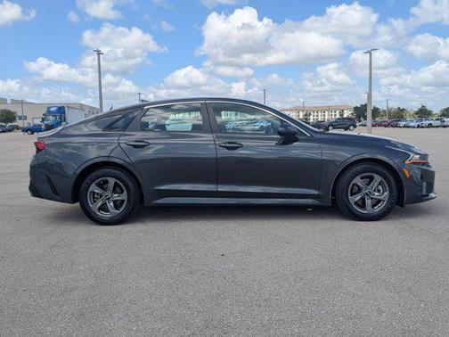 Gravity Gray 2024 Kia K5 LXS