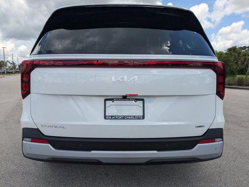 2026 Kia Carnival Hybrid EX
