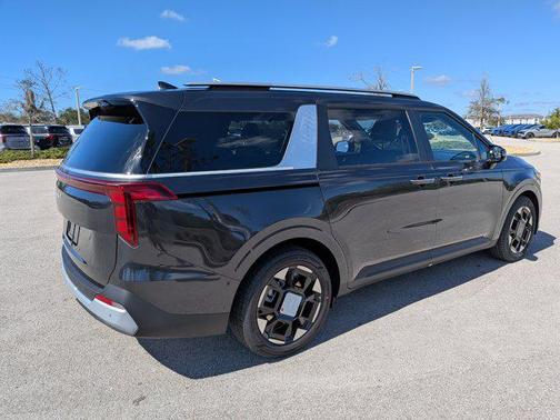 Panthera Metal 2026 Kia Carnival EX