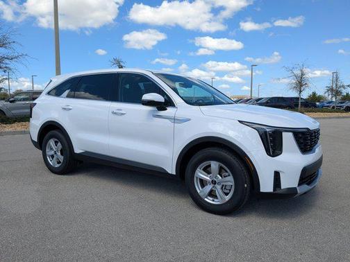 2026 Kia Sorento LX