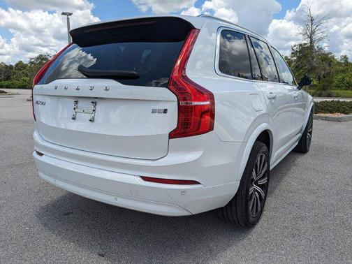 2023 Volvo XC90 B5 Core