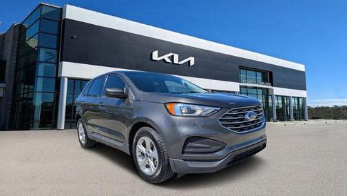 2020 Ford Edge SE