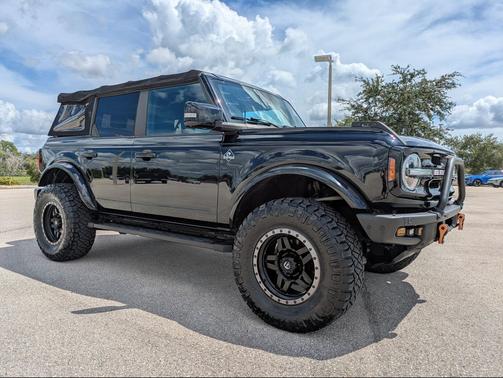 Shadow Black 2021 Ford Bronco Outer Banks