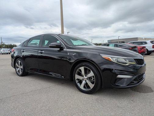 2019 Kia Optima S