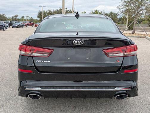 2019 Kia Optima S