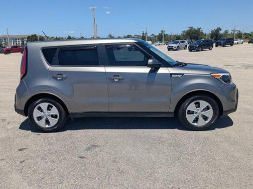 Titanium Gray 2016 Kia Soul Base