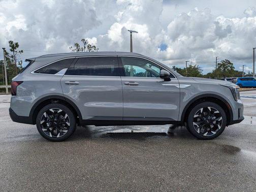 2025 Kia Sorento EX