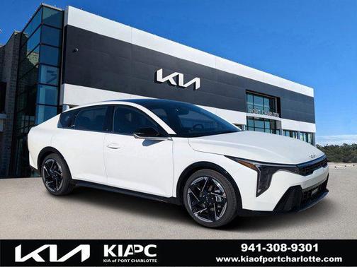 Snow White Pearl 2026 Kia K4 GT-Line