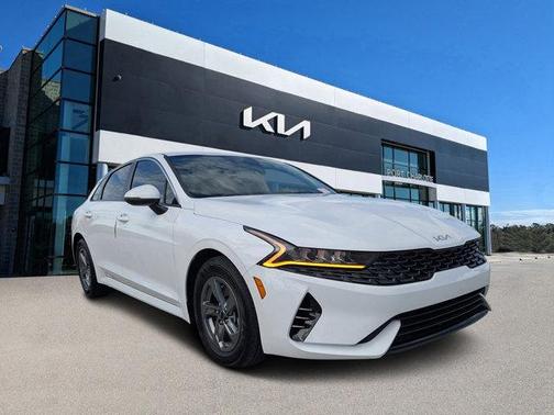 2023 Kia K5 LXS