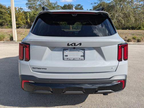 Wolf Gray 2026 Kia Sorento SX