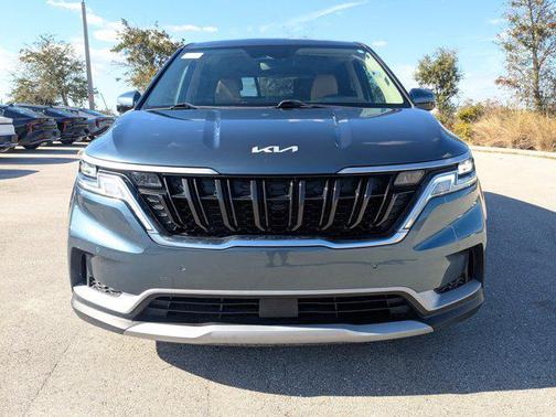 2022 Kia Carnival EX