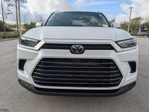 2025 Toyota Grand Highlander Hybrid XLE