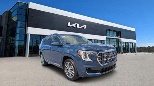 2024 GMC Terrain Denali