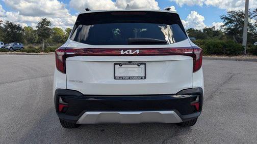 2024 Kia Seltos EX