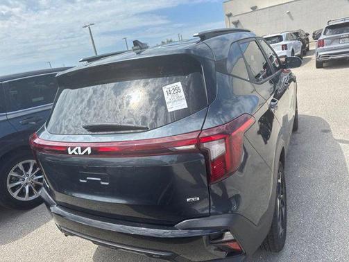 Gravity Gray 2025 Kia Seltos S