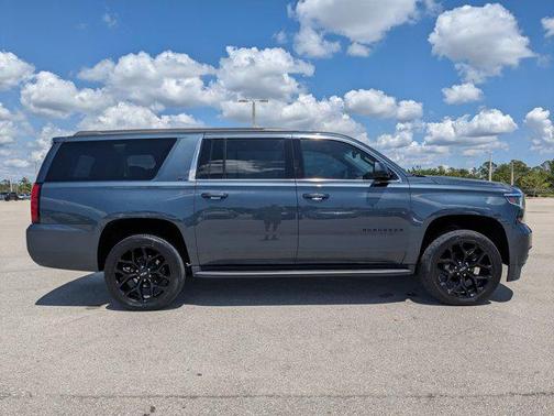 2020 Chevrolet Suburban LT