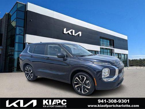 Cosmic Blue Metallic 2024 Mitsubishi Outlander SE Black Edition S-AWC