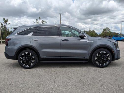 2025 Kia Sorento SX