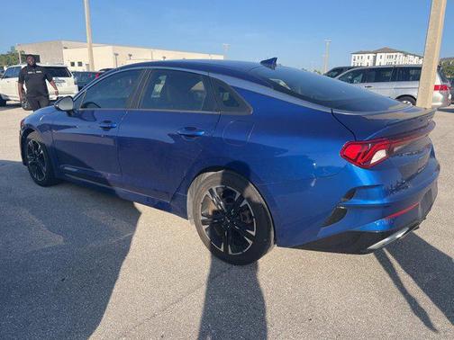 2021 Kia K5 GT-Line